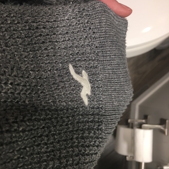 Oversized hollister sweater - Picture 2 of 2